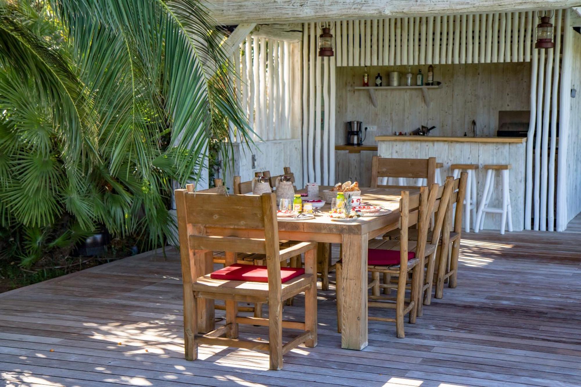 Vyylla Private Resort Saint Tropez Ruang foto